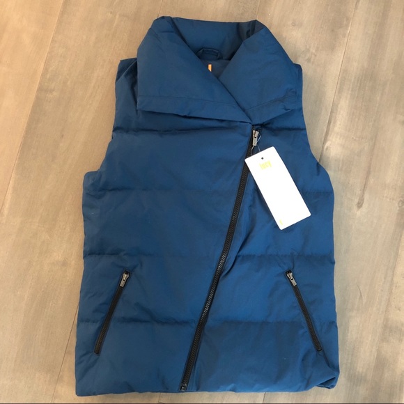 Lucy Jackets & Blazers - NWT Lucy Hatha Insulated vest